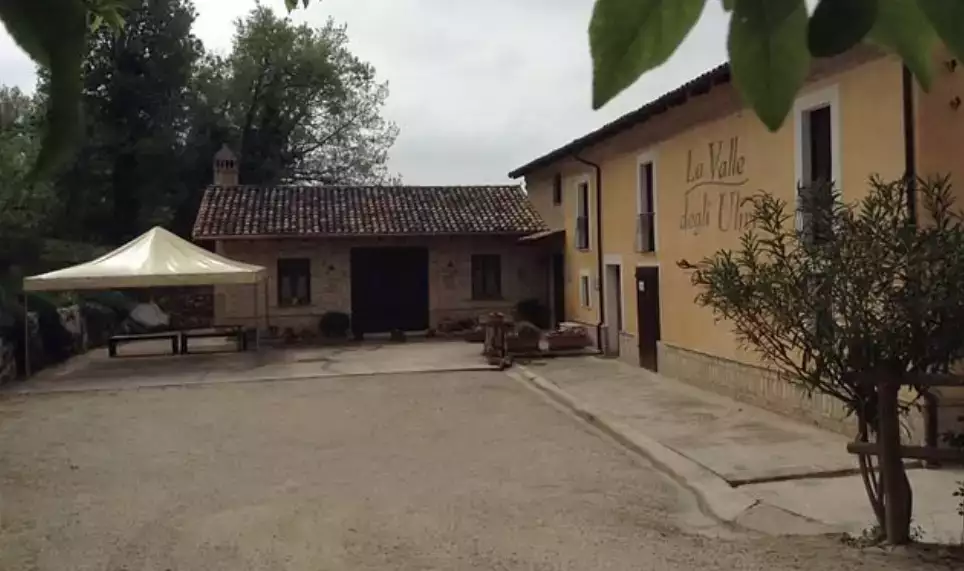 Un'immagine generica segnaposto con angoli arrotondati in una figura.
